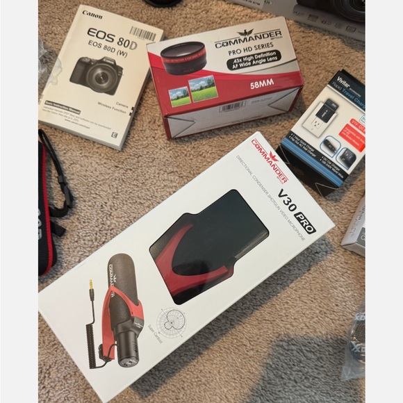 Canon EOS 80D camera EF-S 18-55mm f/4-5.6 STM kit